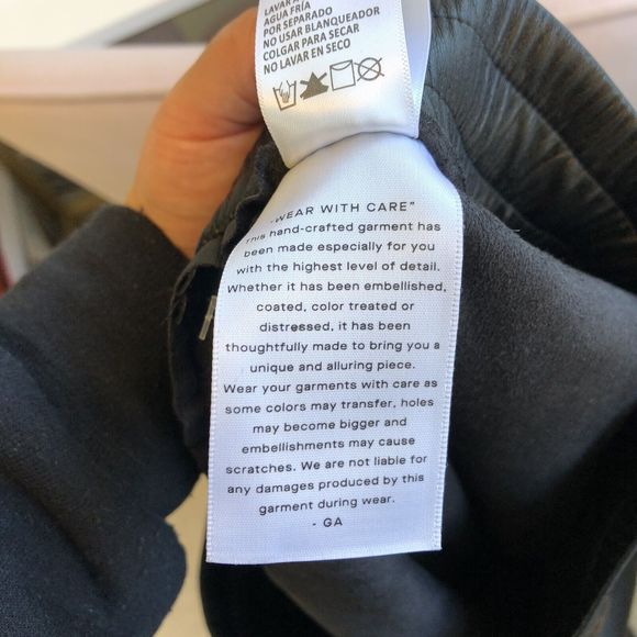 Good American Good 90's Black High Waisted Faux Leather Trousers Size Large NWTs - Picture 16 of 16